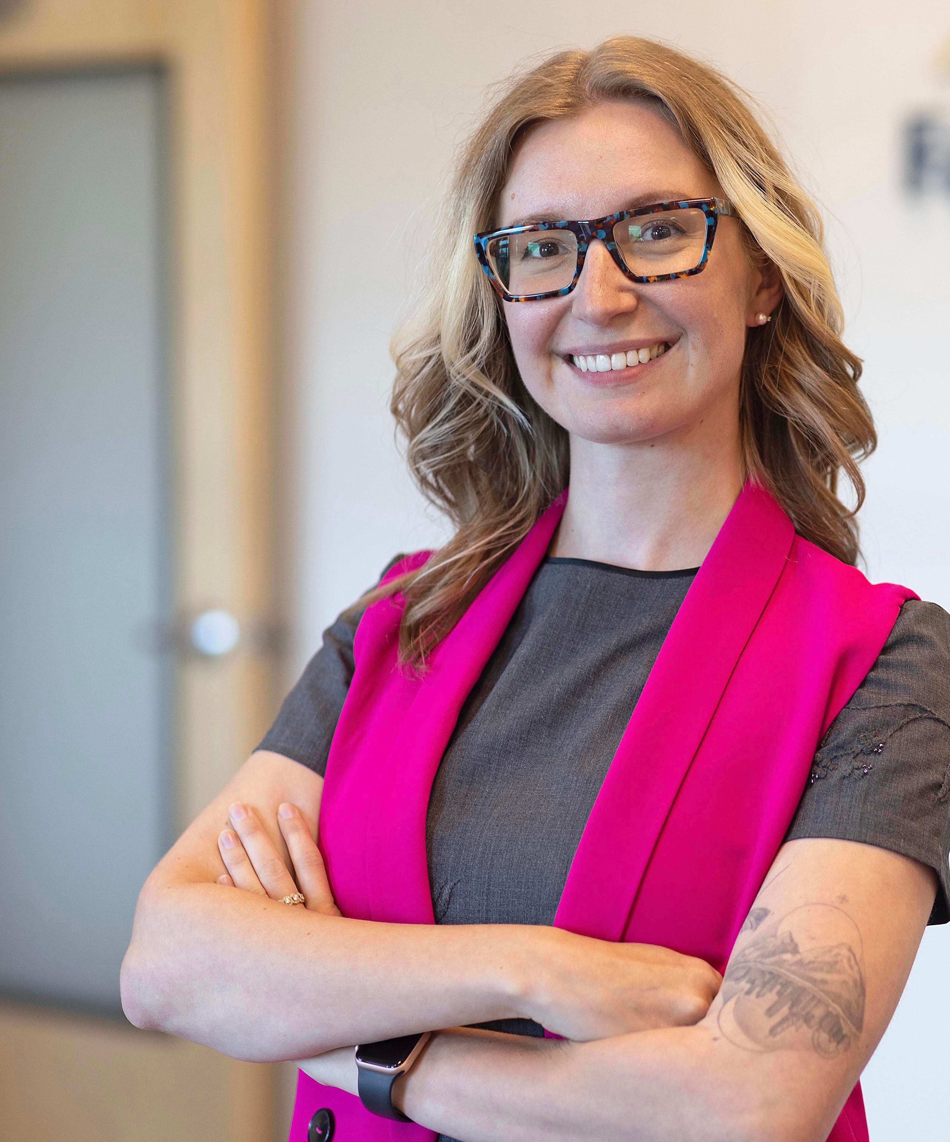 Dr. Daria Redmon